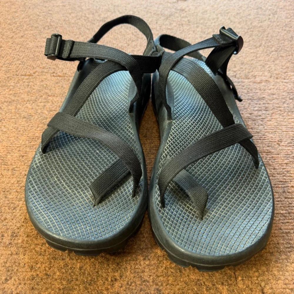 Chaco Z2 Classic Mens Sandals Black Toe Loop Hiking Water Shoes Vibram Size 13